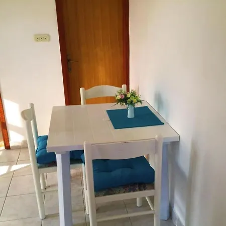 Mir Apartment Betina (Sibenik-Knin)